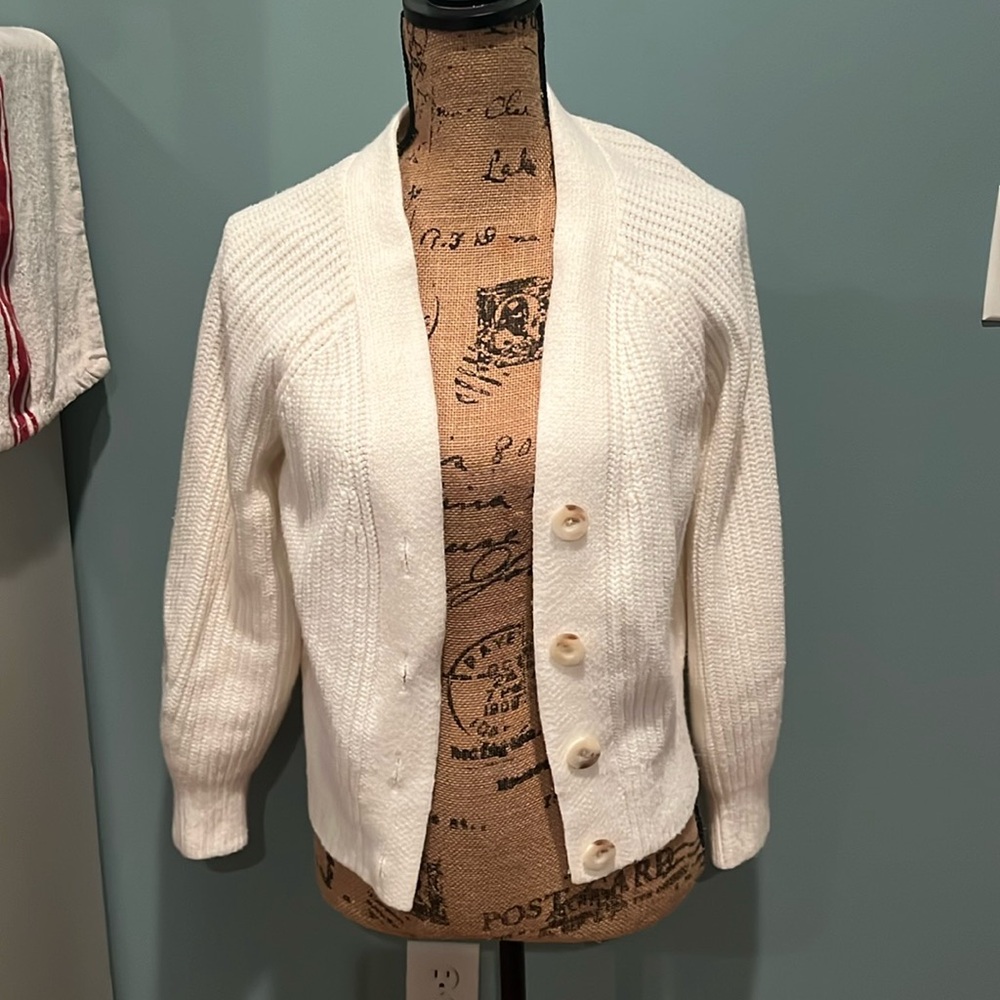 Old Navy ‘granny’ sweater